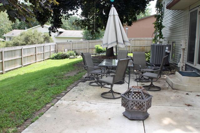 2117 Tilbury Road, Waterloo, IA 50701