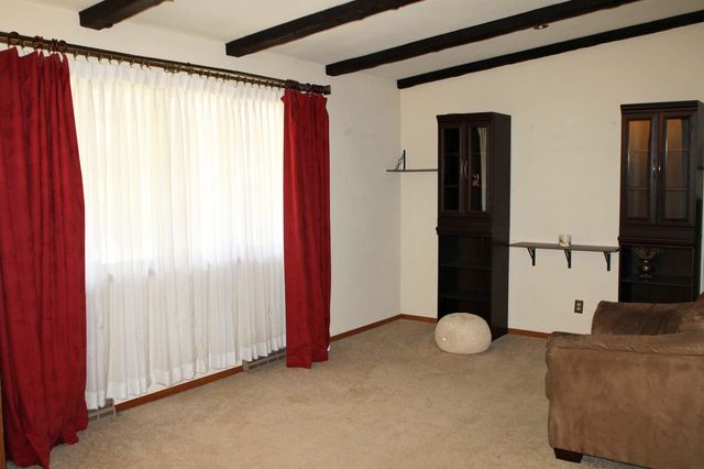 2117 Tilbury Road, Waterloo, IA 50701