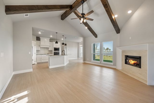 305 Caro Drive, West Tawakoni, TX 75474