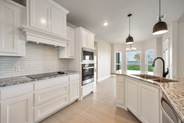 305 Caro Drive, West Tawakoni, TX 75474