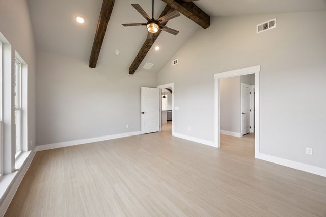 305 Caro Drive, West Tawakoni, TX 75474