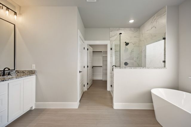 305 Caro Drive, West Tawakoni, TX 75474