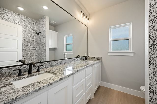 305 Caro Drive, West Tawakoni, TX 75474