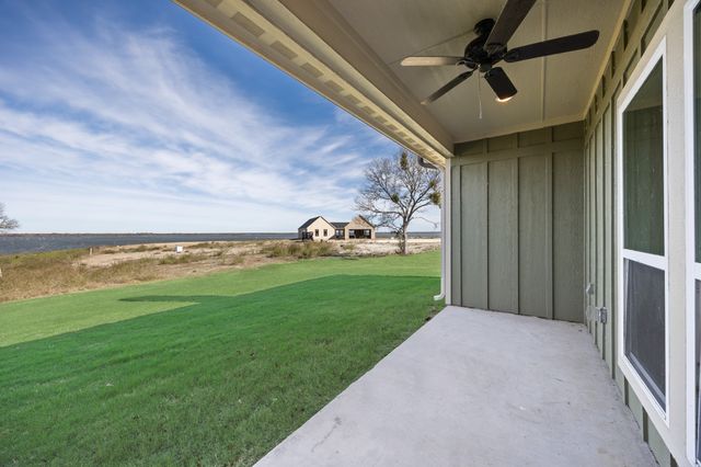 305 Caro Drive, West Tawakoni, TX 75474