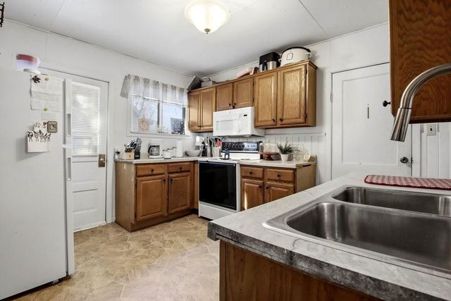 420 E Elm Avenue, Menomonie, WI 54751