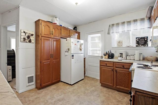 420 E Elm Avenue, Menomonie, WI 54751