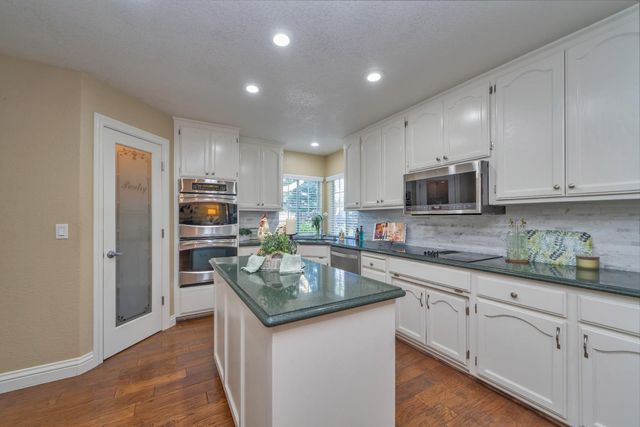 3182 Birmingham Way, El Dorado Hills, CA 95762