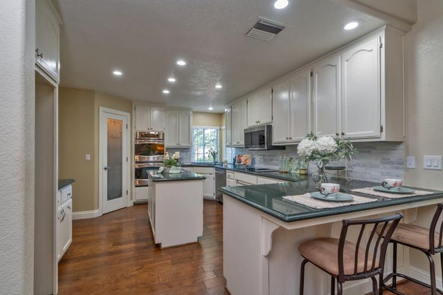 3182 Birmingham Way, El Dorado Hills, CA 95762