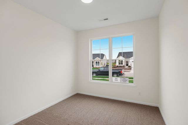 4053 Reflection Place, Valparaiso, IN 46385