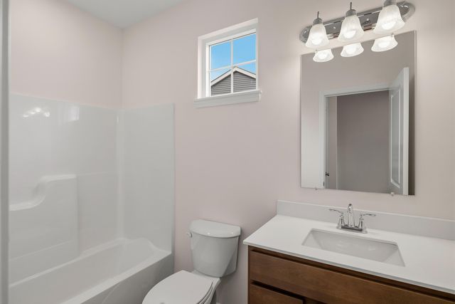 4053 Reflection Place, Valparaiso, IN 46385