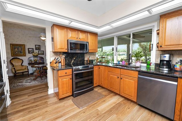 1626 SHERWOOD LAKES BOULEVARD, Lakeland, FL 33809