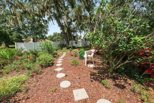 1626 SHERWOOD LAKES BOULEVARD, Lakeland, FL 33809