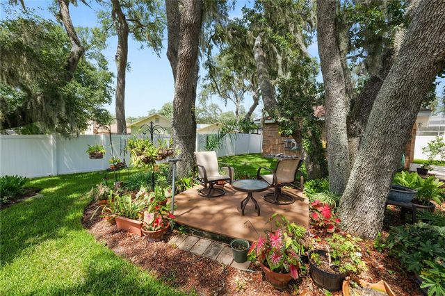 1626 SHERWOOD LAKES BOULEVARD, Lakeland, FL 33809