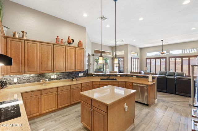 20454 N WISHING WELL Lane, Maricopa, AZ 85138