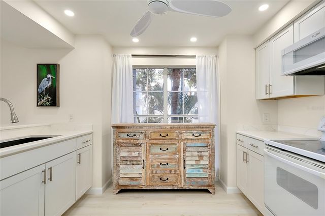 929 WEXFORD BOULEVARD 929, Venice, FL 34293