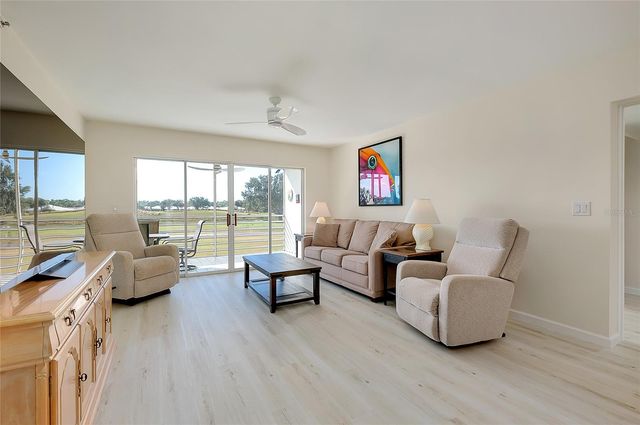 929 WEXFORD BOULEVARD 929, Venice, FL 34293