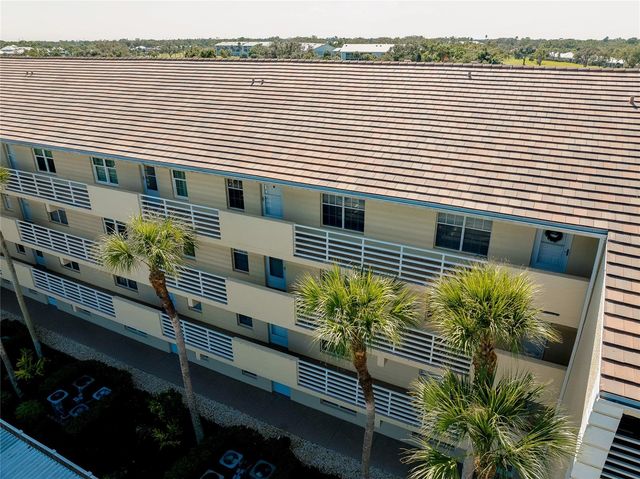 929 WEXFORD BOULEVARD 929, Venice, FL 34293