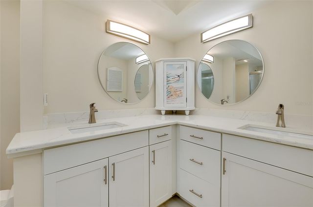 929 WEXFORD BOULEVARD 929, Venice, FL 34293