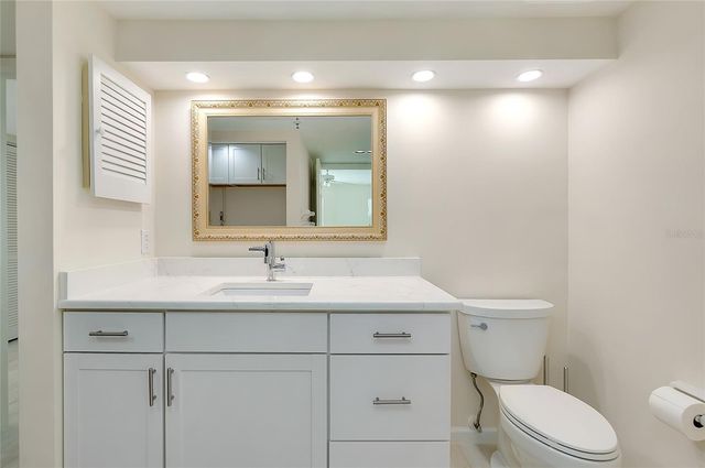 929 WEXFORD BOULEVARD 929, Venice, FL 34293