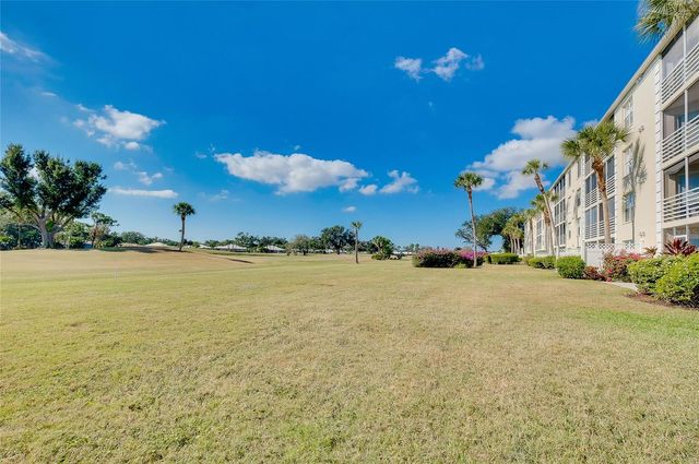 929 WEXFORD BOULEVARD 929, Venice, FL 34293