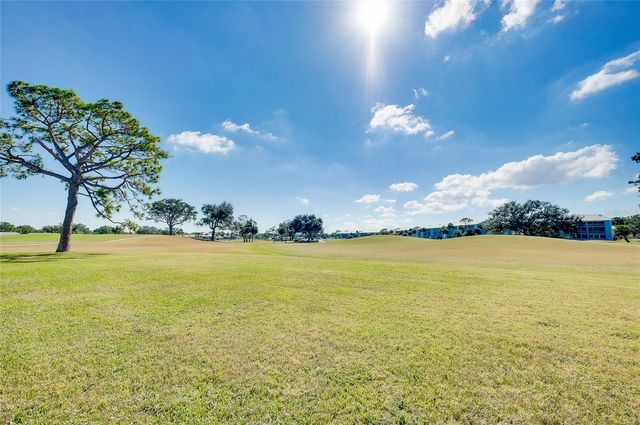 929 WEXFORD BOULEVARD 929, Venice, FL 34293