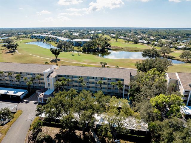 929 WEXFORD BOULEVARD 929, Venice, FL 34293