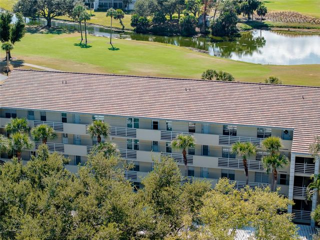 929 WEXFORD BOULEVARD 929, Venice, FL 34293