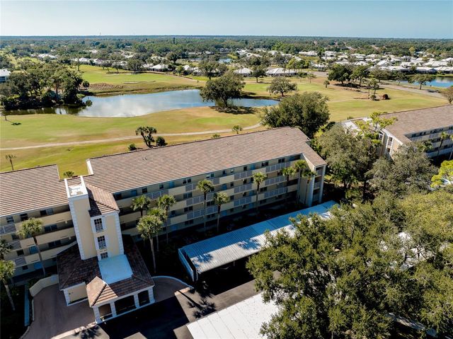 929 WEXFORD BOULEVARD 929, Venice, FL 34293