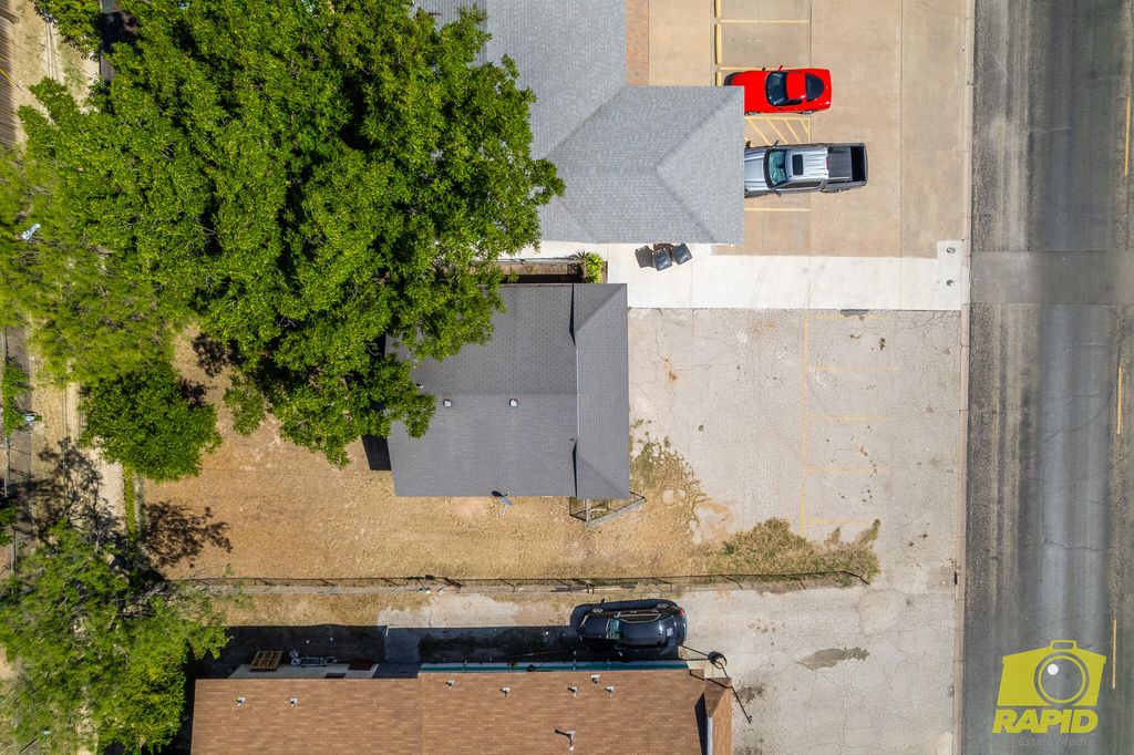 Image 31 of property listing at 1905 Ben Ficklin Road, San Angelo, TX 76903