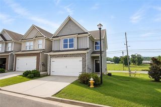 100 Squarewood Lane, Cartersville, GA 30121