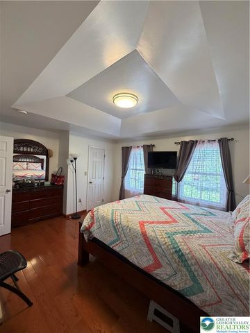 222 North Oak Street, Freemansburg Boro, PA 18017