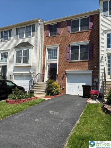 222 North Oak Street, Freemansburg Boro, PA 18017