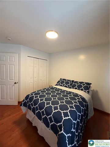 222 North Oak Street, Freemansburg Boro, PA 18017