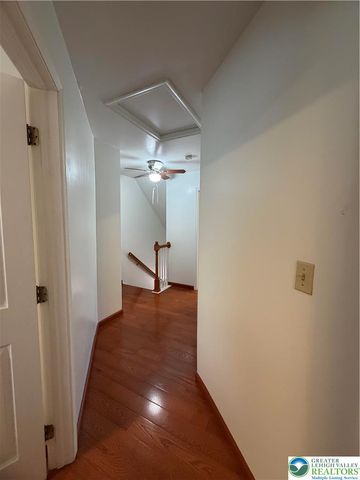 222 North Oak Street, Freemansburg Boro, PA 18017