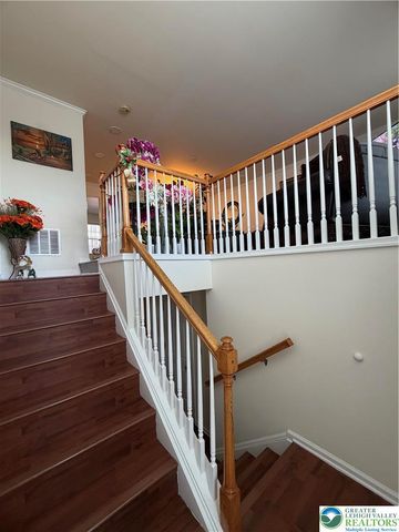 222 North Oak Street, Freemansburg Boro, PA 18017