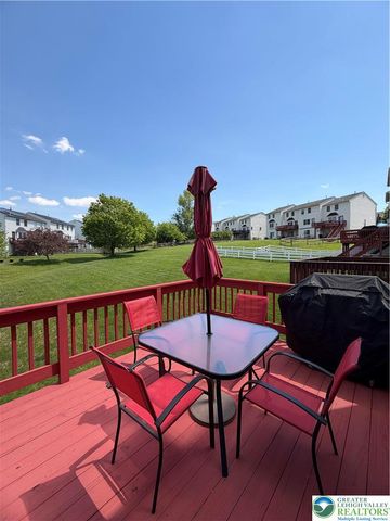 222 North Oak Street, Freemansburg Boro, PA 18017