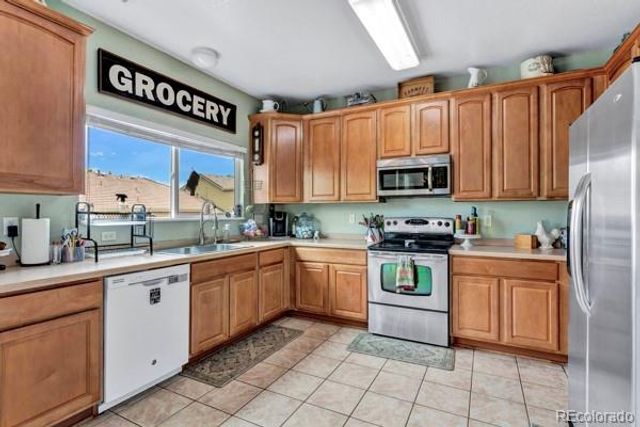 15735 E 97th Avenue, Commerce City, CO 80022