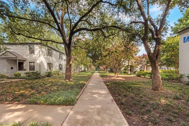 4930 N Hall Street B, Dallas, TX 75235