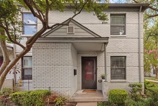 4930 N Hall Street B, Dallas, TX 75235
