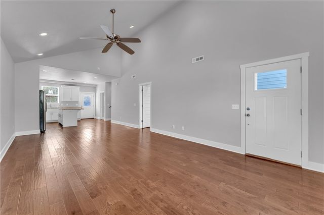 2001 S Florida Way, Fayetteville, AR 72701