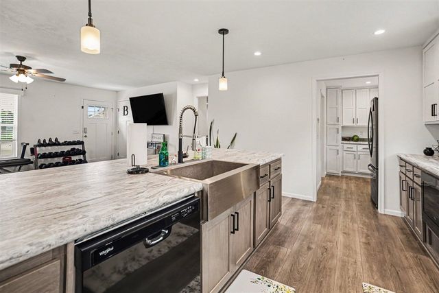 6420 Suffield Lane, Kalamazoo, MI 49009