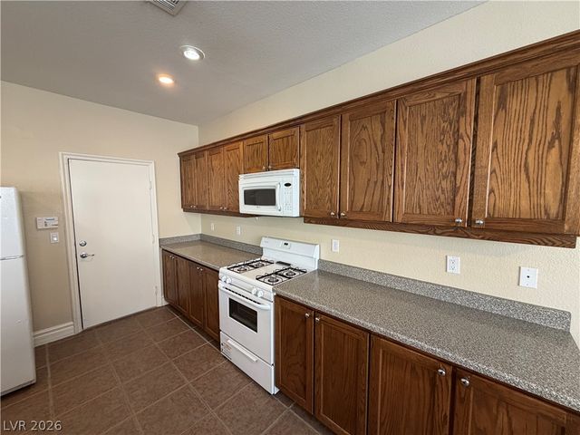 6677 Keyesport Court, Las Vegas, NV 89148