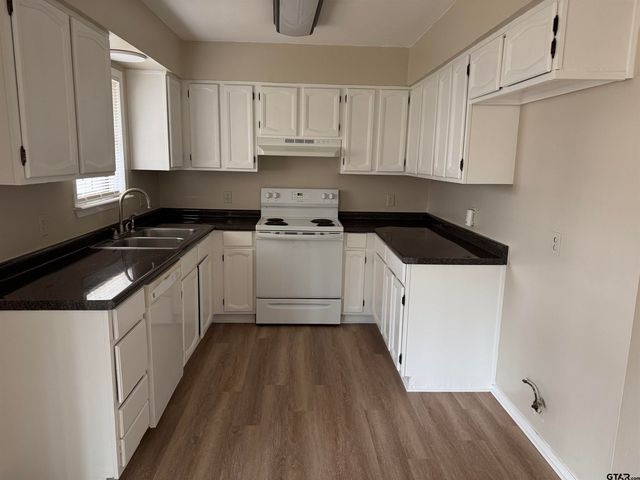 1610 Bowie Circle, Tyler, TX 75701