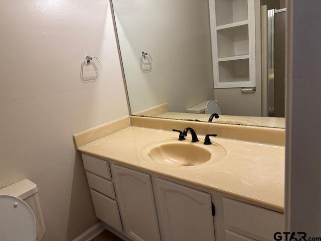 1610 Bowie Circle, Tyler, TX 75701