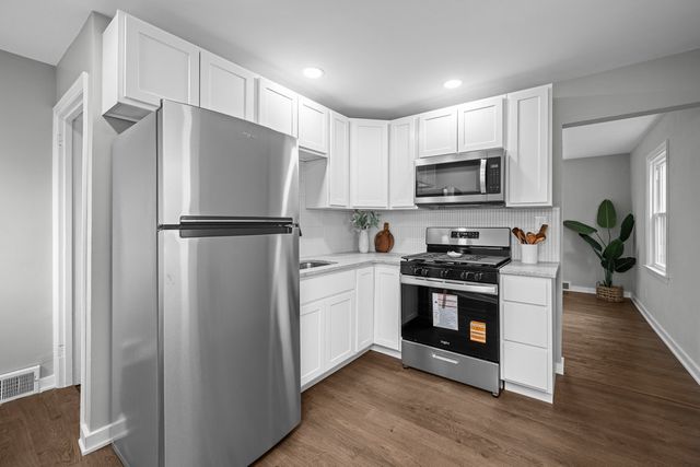 2036 46th Street, Rock Island, IL 61201