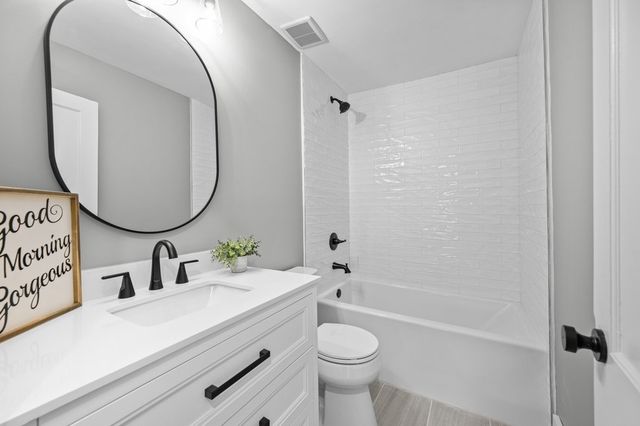 2036 46th Street, Rock Island, IL 61201