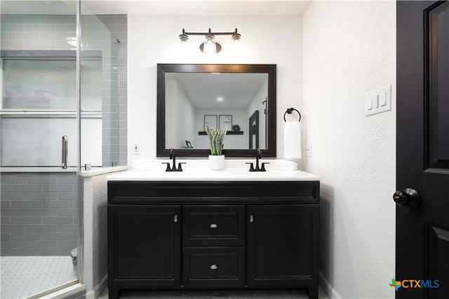 519 Eden Ranch Drive, Canyon Lake, TX 78133