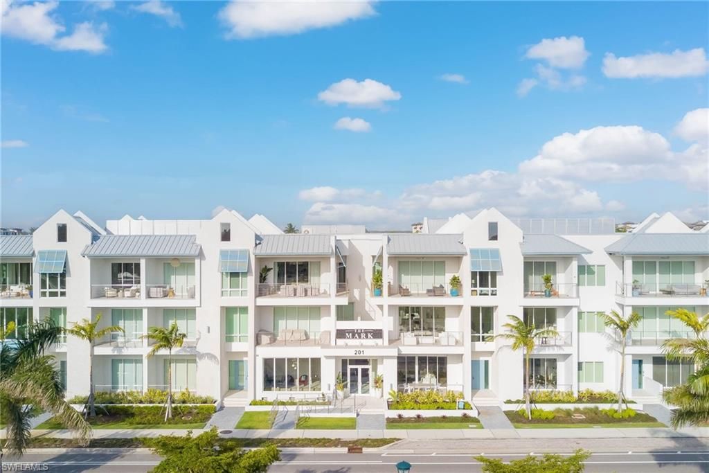 201 8th ST S 208, NAPLES, FL 34102 — photo 4
