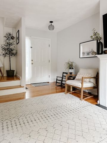 555 Main St 9, Woburn, MA 01801