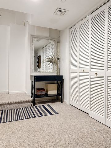 555 Main St 9, Woburn, MA 01801